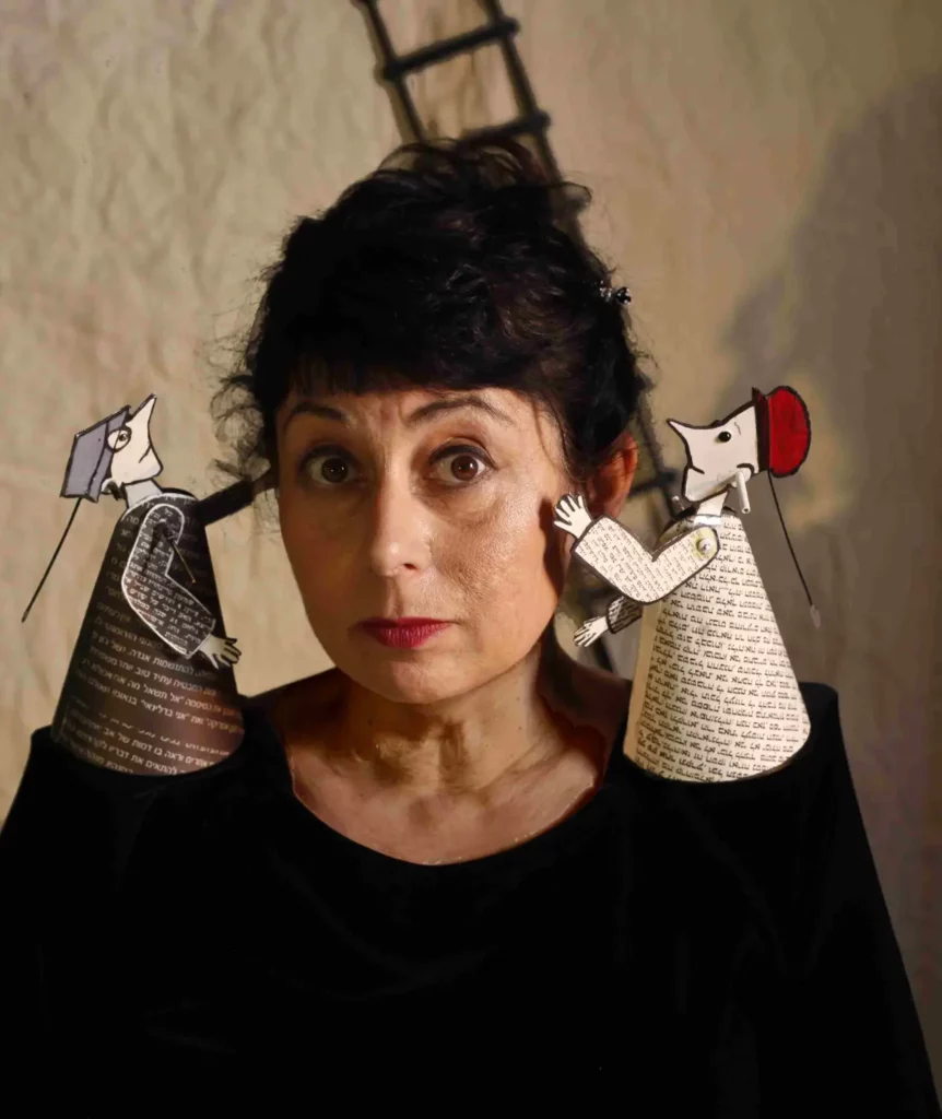 ההצגה חכמים בלילה- אגדת חלם צילום דאפי ספונר