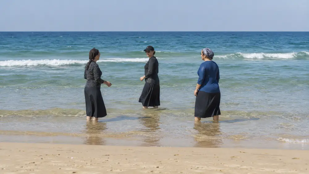 נשים דתיות בים