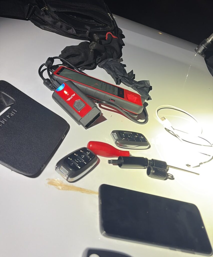Key-programming devices and burglary tools seized in Herzliya